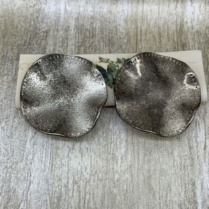 Vintage Geometric‎ Textured Matte Silver Tone Clip On Earrings